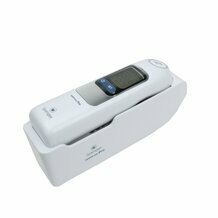 Tempo Ear Pro Thermometer auf seinem Stnder